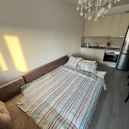 Three Above Sea Apartament Golem (Tirana)