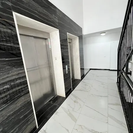 Apartament Three Above Sea *